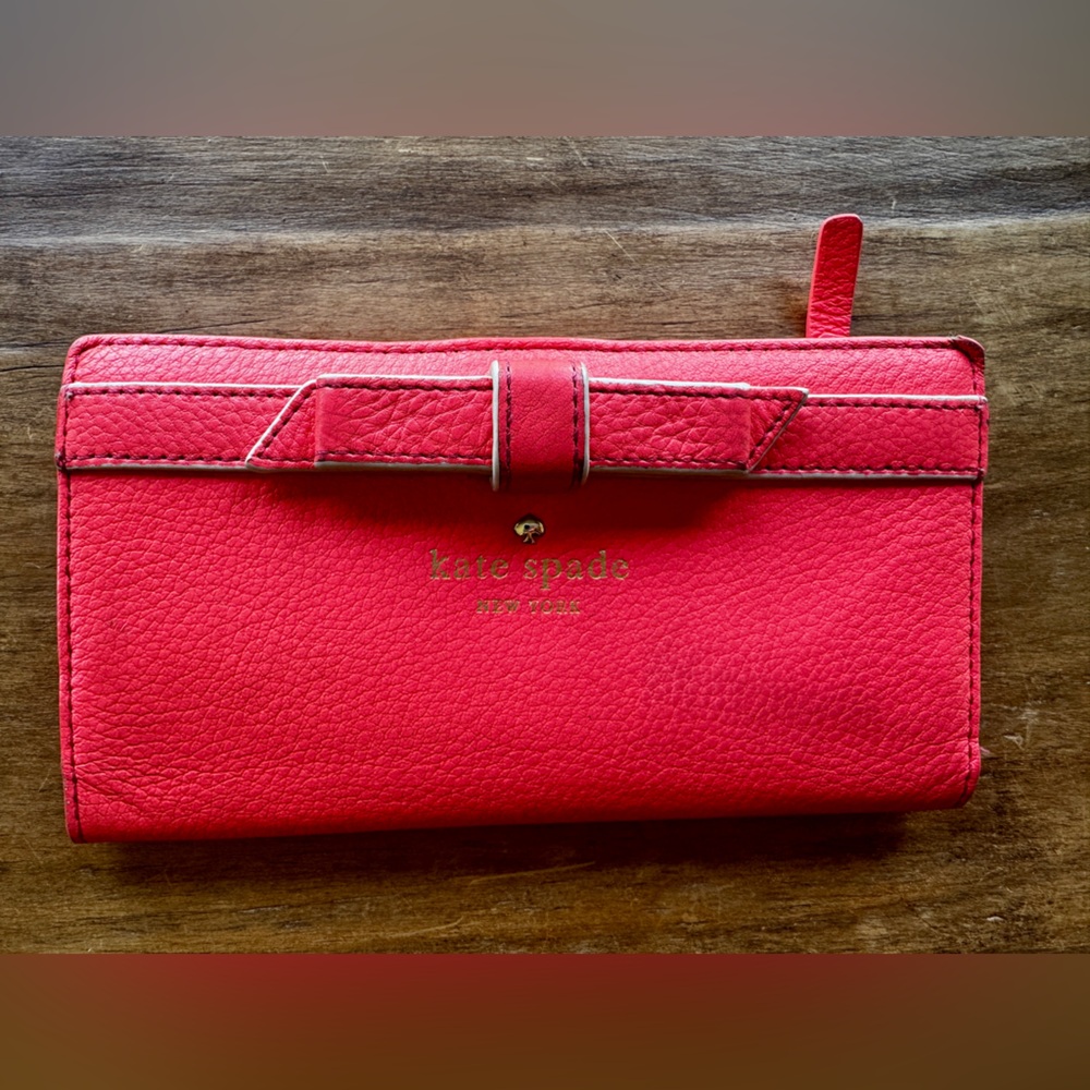 Kate Spade Wallet Cobble Hill Bow, coral/geranium.